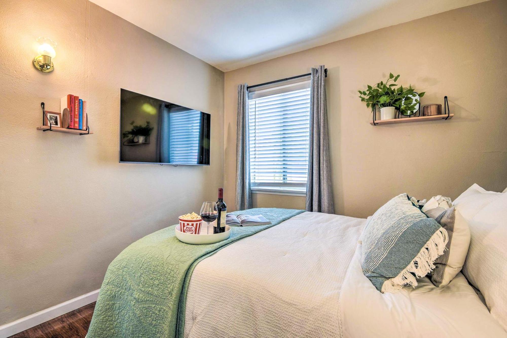 Villa Stylish And Modern Burbank Gem With Private Yard! Exterior foto