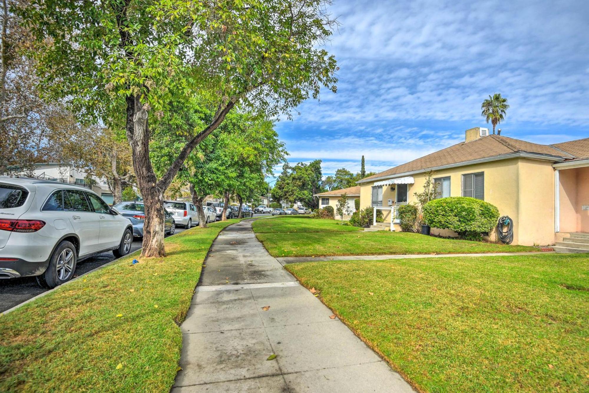 Villa Stylish And Modern Burbank Gem With Private Yard! Exterior foto